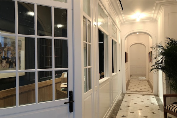 Reception hall