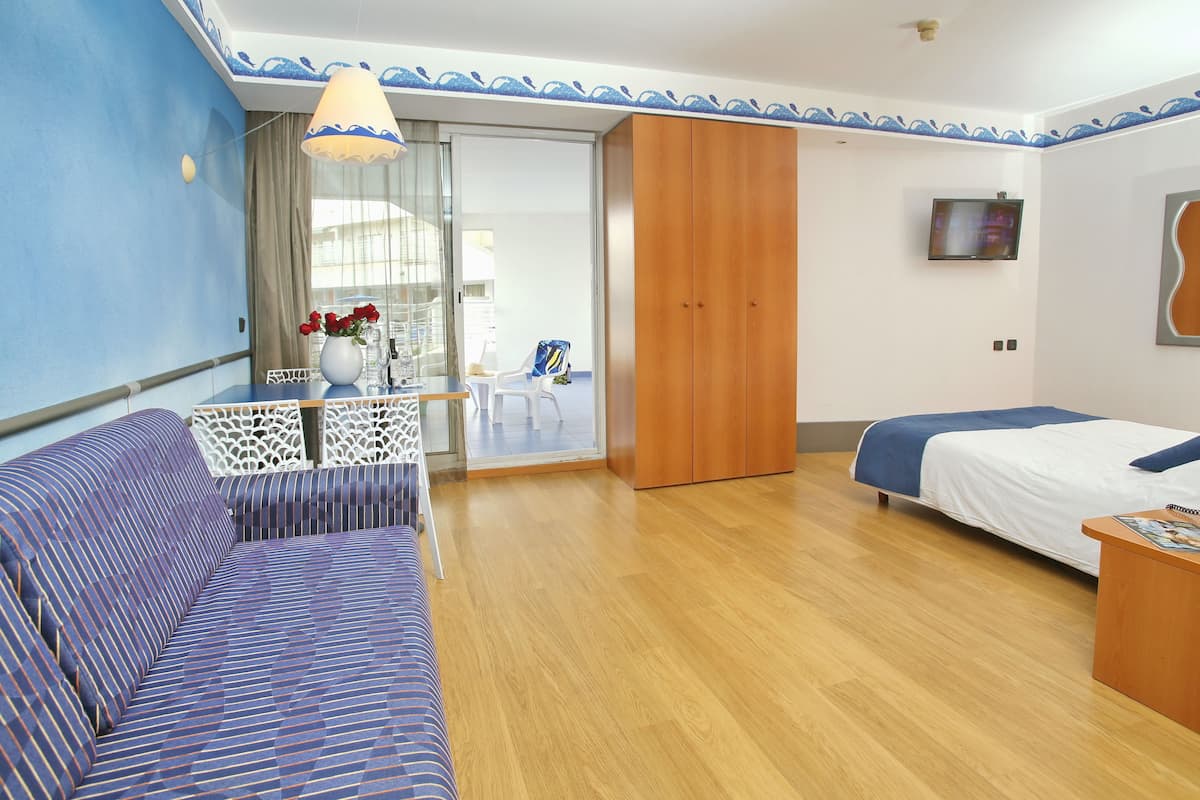 Studio Family Suite With Balcony & Kitchenette - 40m² | Coin séjour