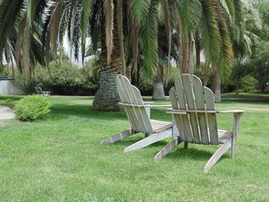 Garden - The Parks Inn Bed and Breakfast (Lemon Cove)