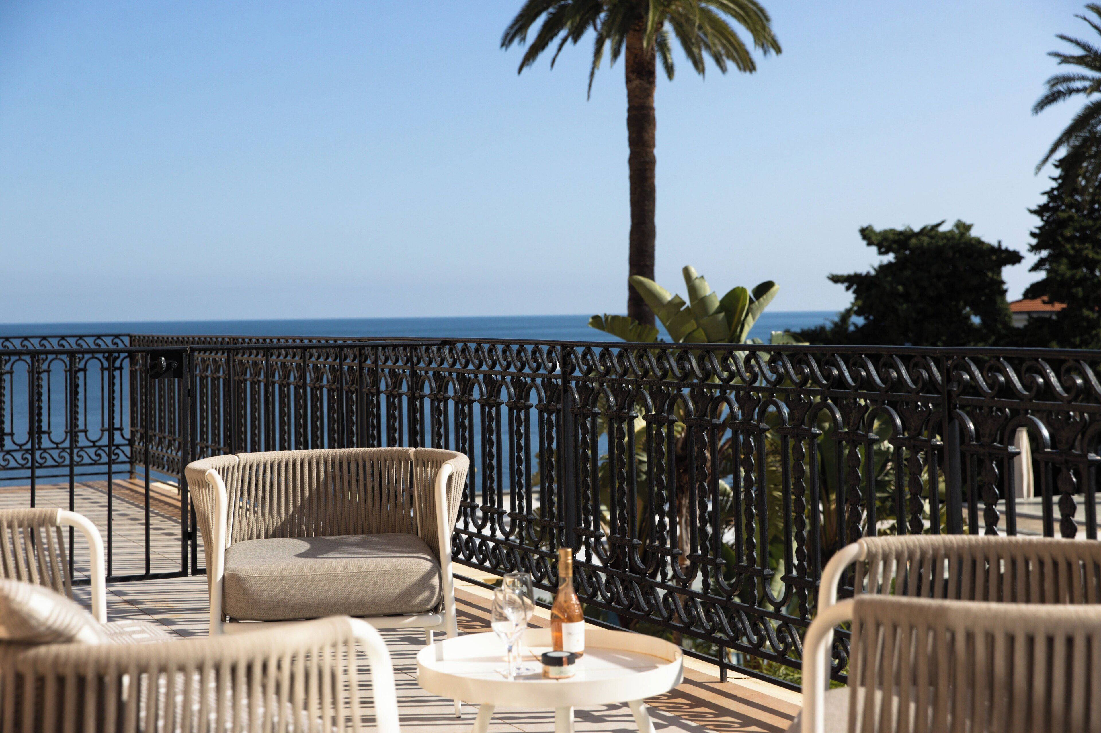 suite, 1 bedroom (sea and garden) | garden