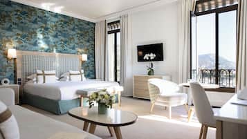 1 bedroom, premium bedding, free minibar, in-room safe