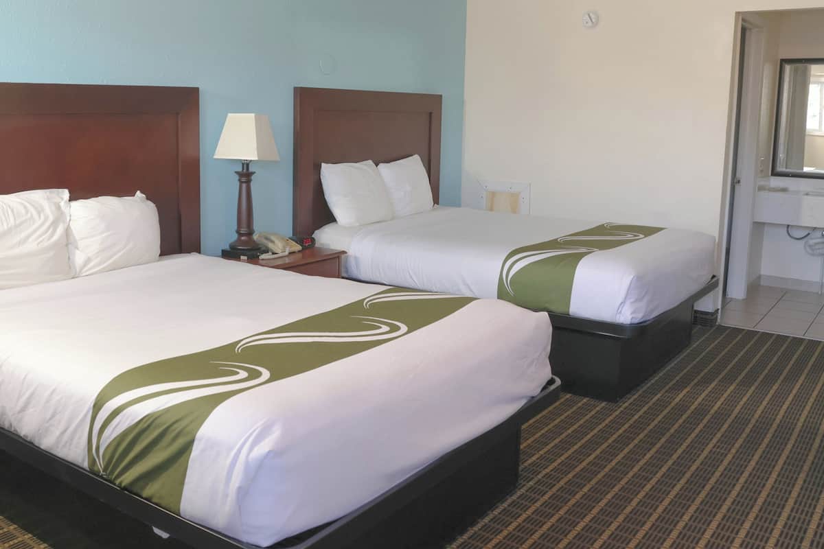2 camas de matrimonio | Wifi gratis y ropa de cama