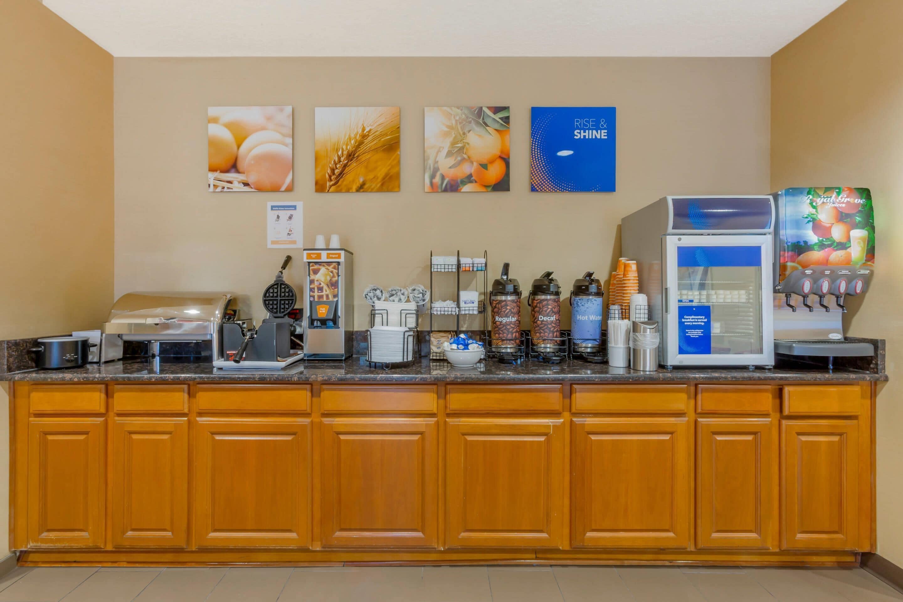 free daily buffet breakfast