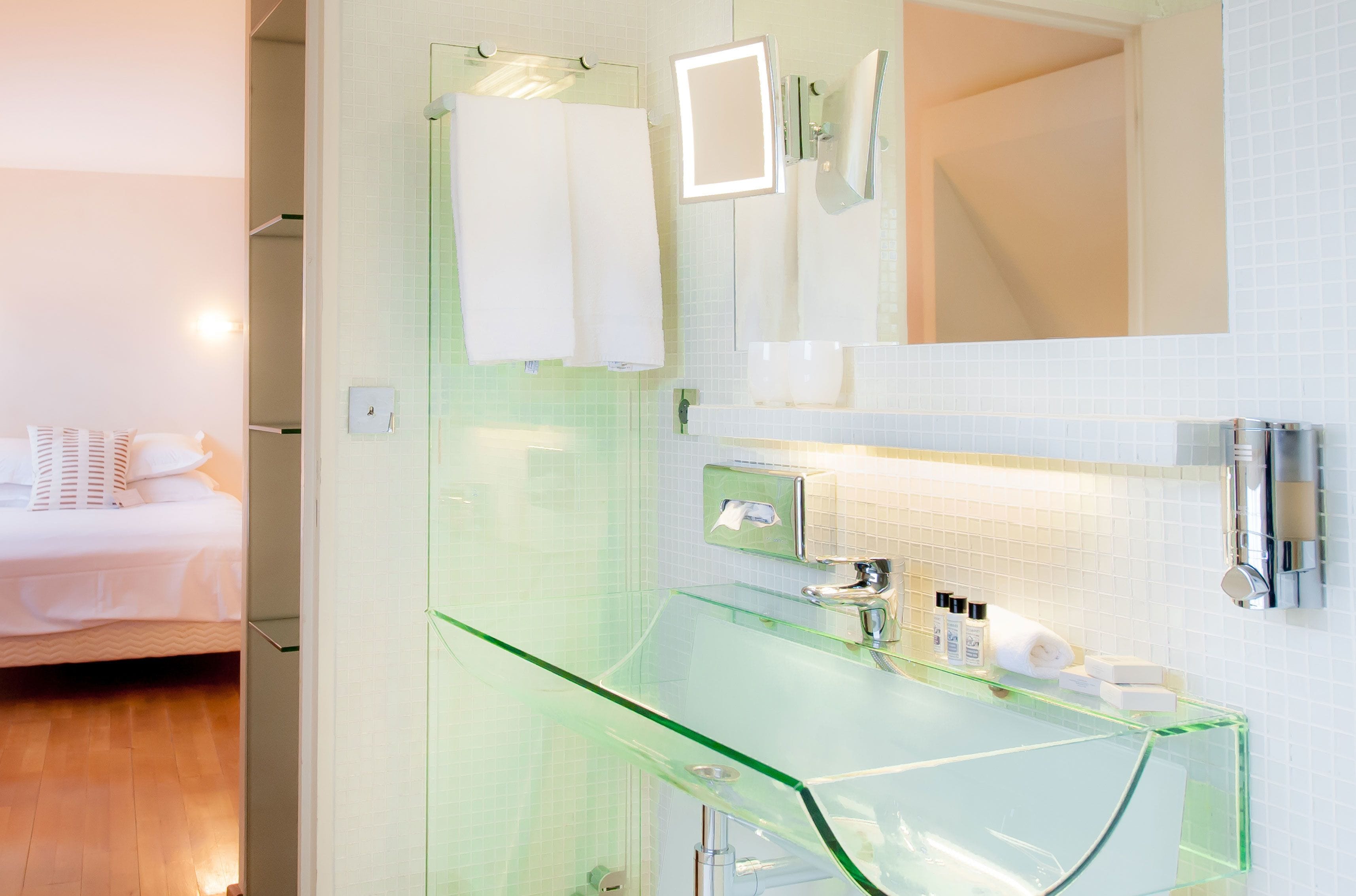 triple room | bathroom | rainfall showerhead, eco-friendly toiletries, hair dryer, bathrobes