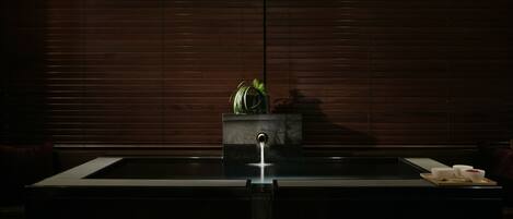 Banyera d'hidromassatge coberta