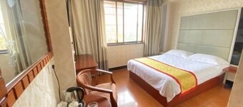 Anqing Chundu Business Hotel