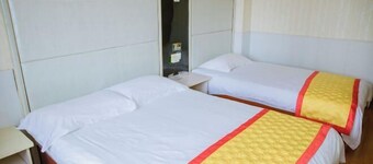 Anqing Chundu Business Hotel