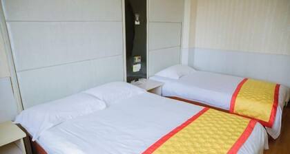 Anqing Chundu Business Hotel