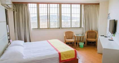 Anqing Chundu Business Hotel