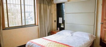 Anqing Chundu Business Hotel