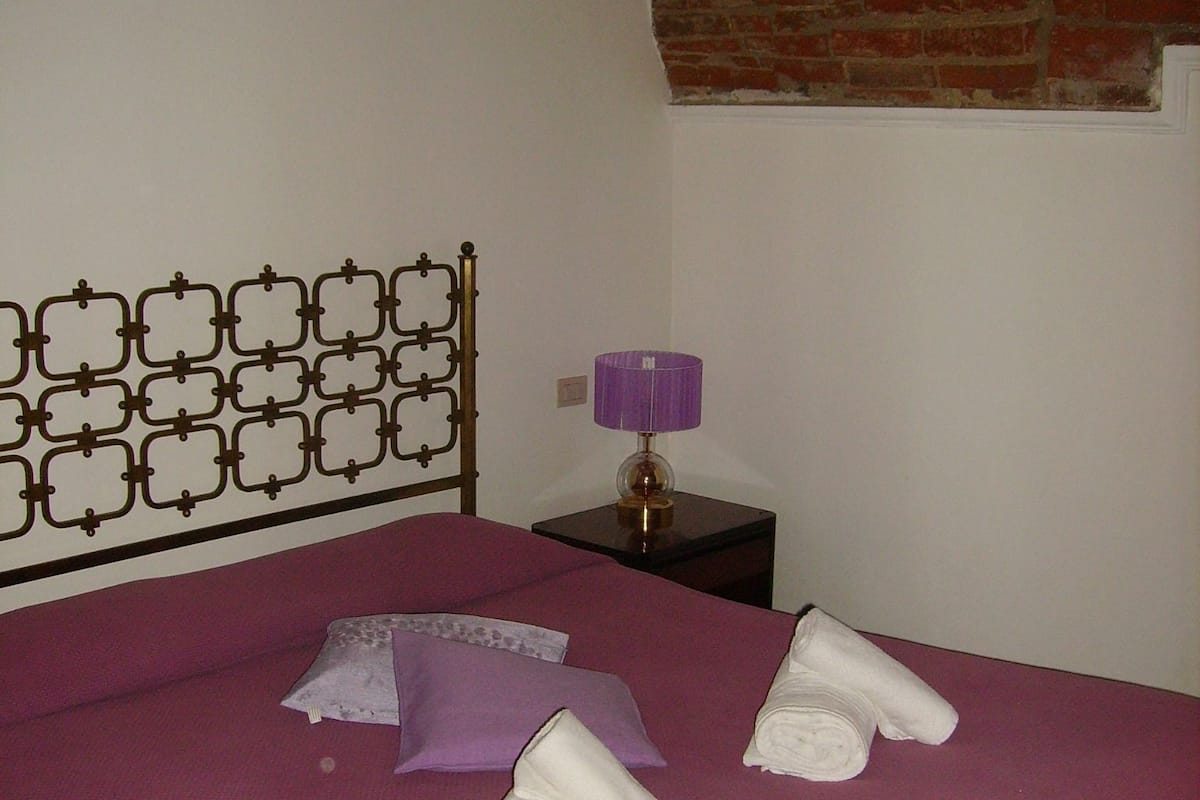 Triple Room | Premium bedding, pillowtop beds, desk, soundproofing