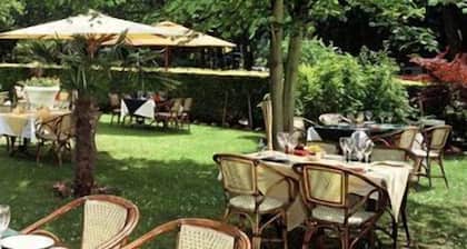 Hotel L'Auberge du Souverain