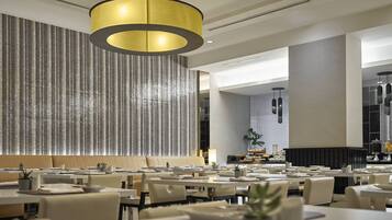 Fridge, coffee/tea maker, electric kettle