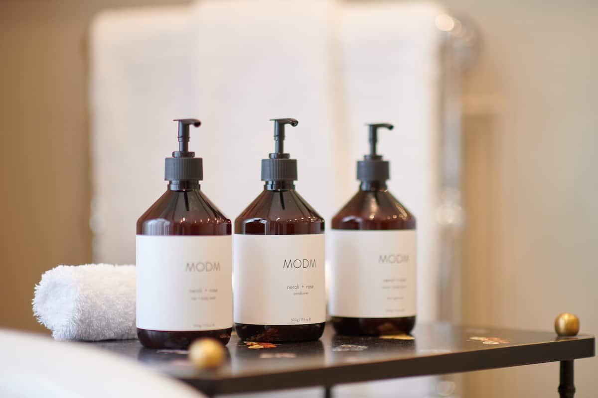 estate room | room amenity