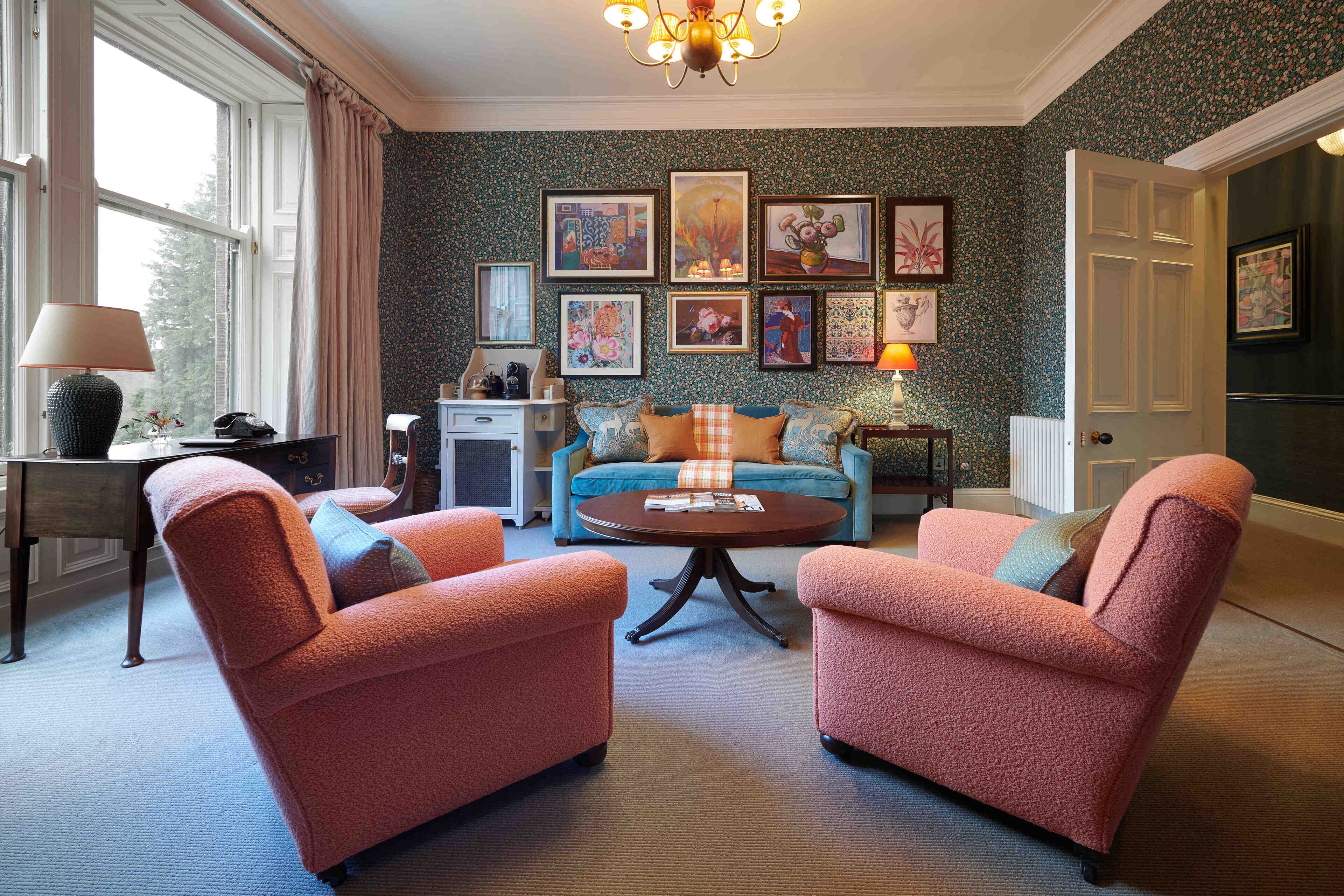 turret suite | living area | 32-inch flat-screen tv with digital channels, tv, ipod dock