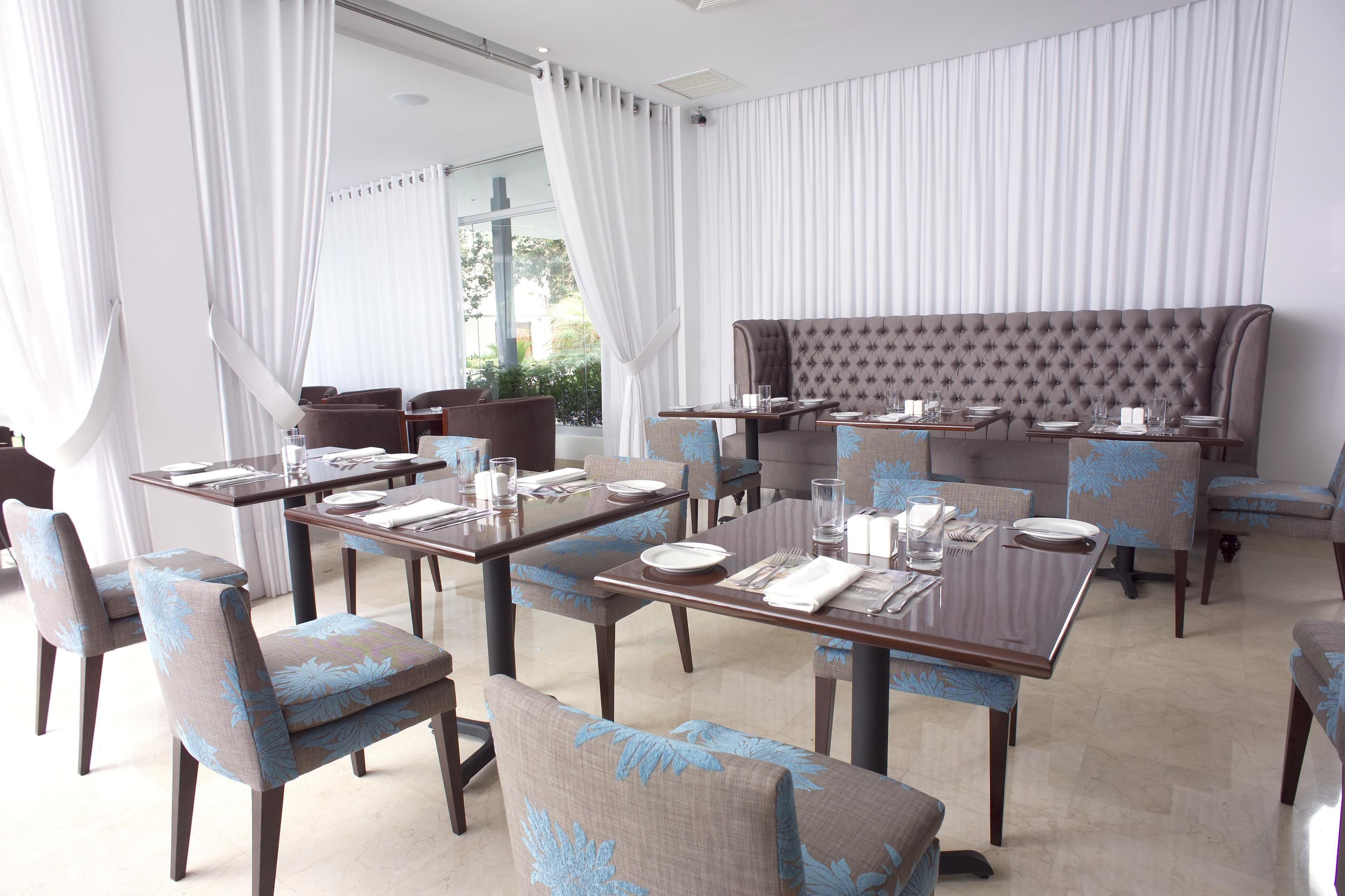 breakfast, lunch and dinner served