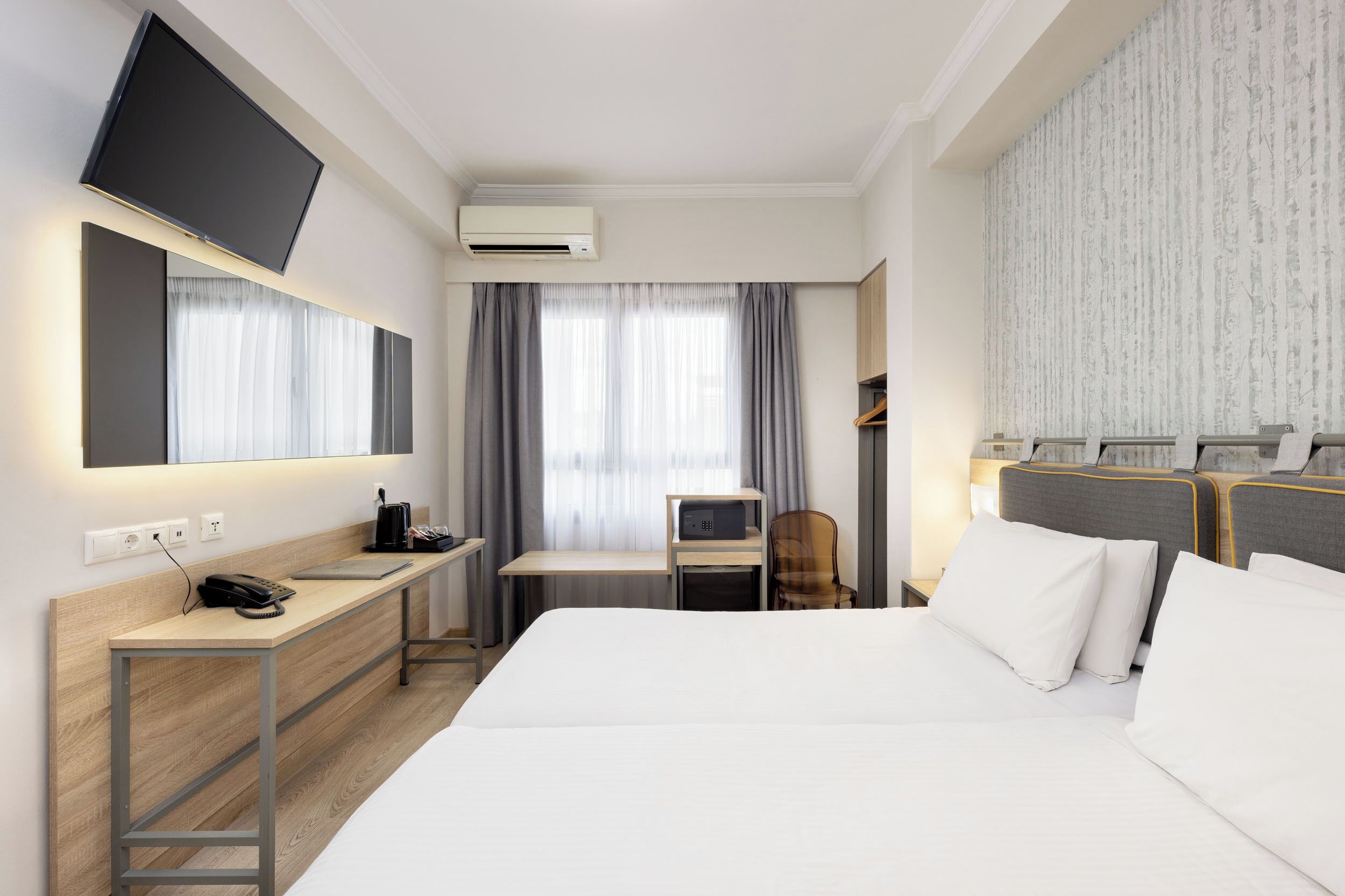 minibar, in-room safe, desk, blackout curtains