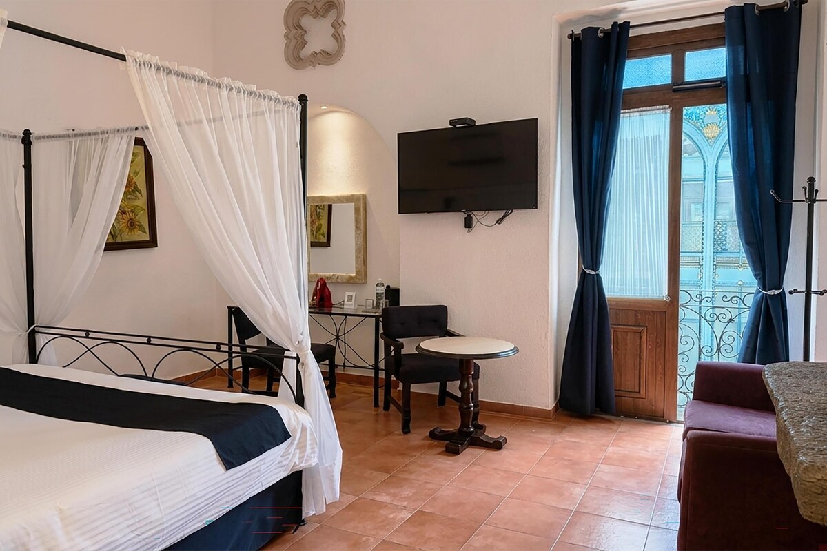 In-room safe, desk, blackout curtains, free WiFi