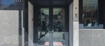 Executive Business Hotel