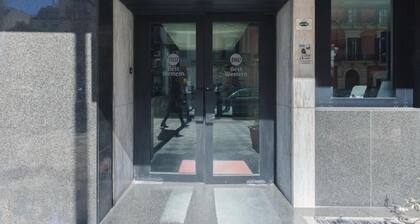 Executive Business Hotel