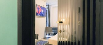 Executive Business Hotel