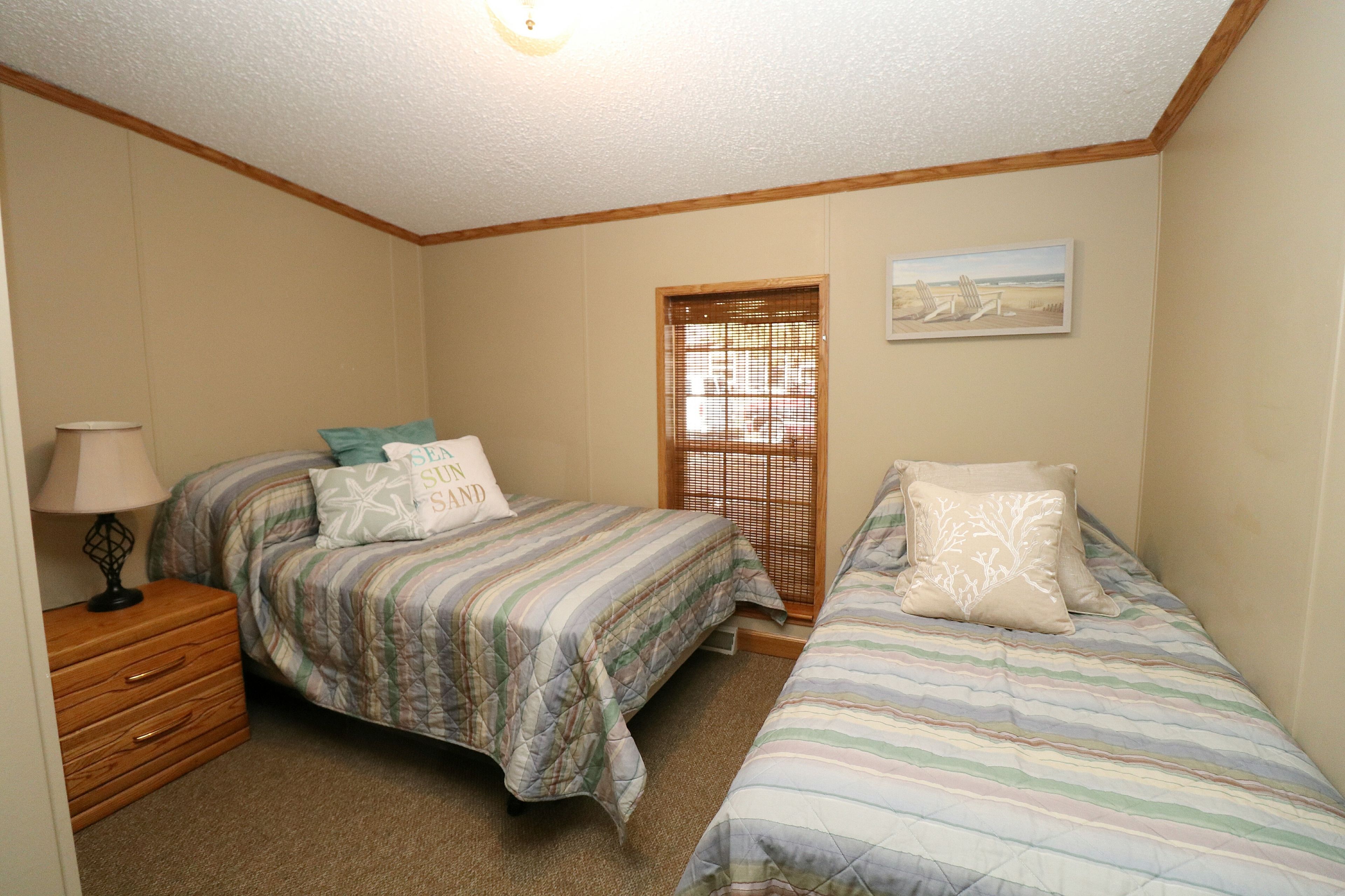 3 bedroom 2 bath home - sleeps up to 10 | 3 bedrooms, free wifi, alarm clocks