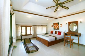 Minibar, caja de seguridad en la habitación y wifi gratis 