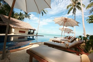 Sun deck - Lipa Lodge Beach Resort, Koh Samui (Koh Samui)