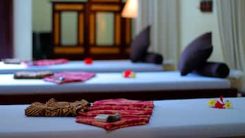 Couples treatment room(s), hot tub, body treatments, aromatherapy