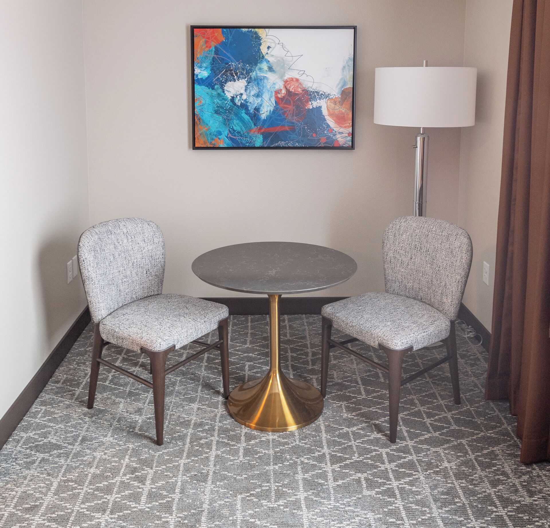 Suite estudio de lujo, 1 habitación, para no fumadores (Sitting area) | Ropa de cama de alta calidad, escritorio y cortinas blackout 