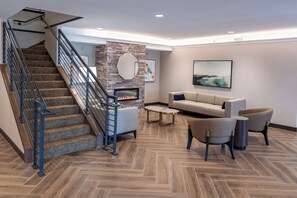 Lobby - Diamond Jo Worth Casino Hotel (Northwood)