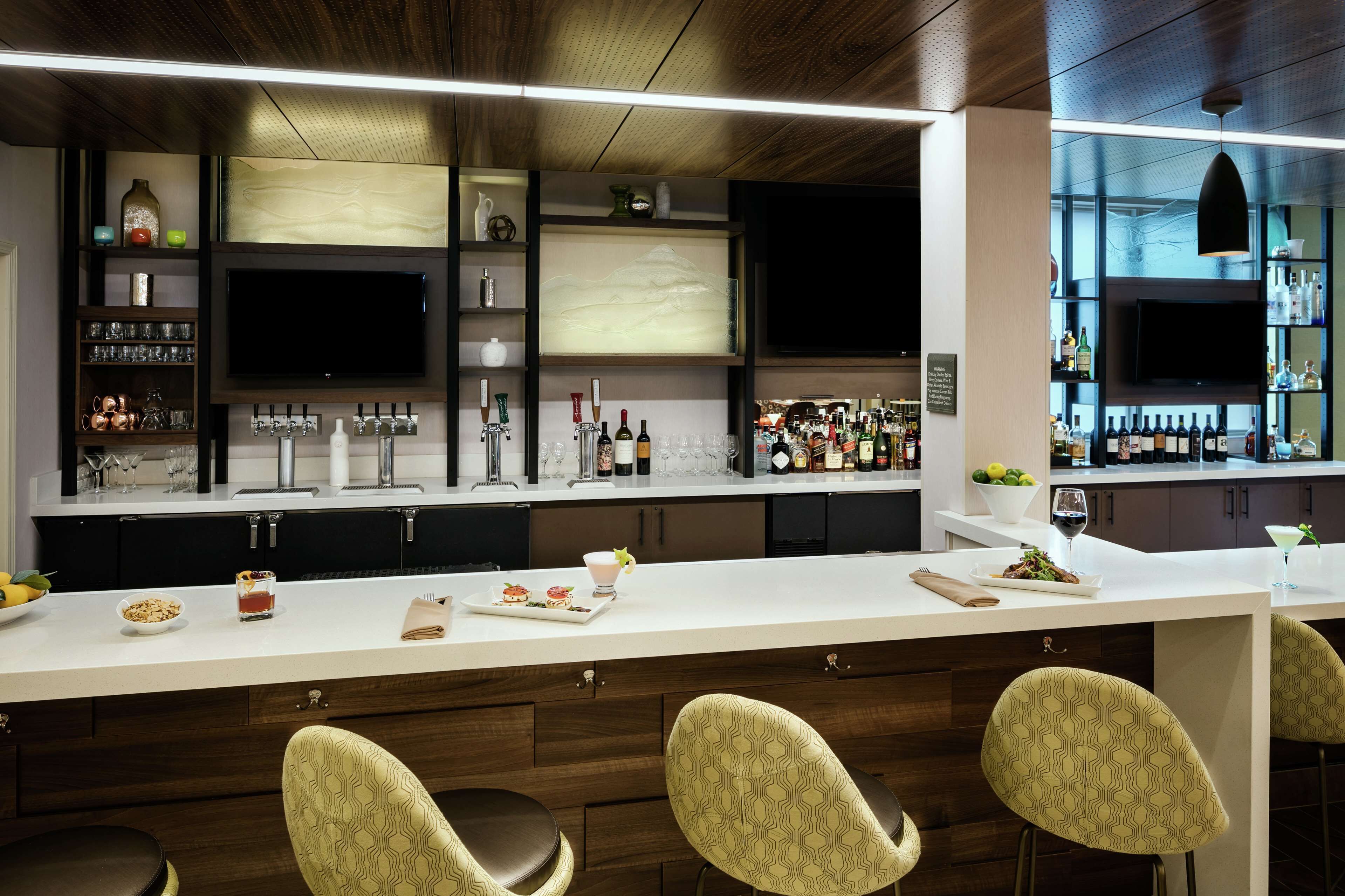 breakfast and dinner served