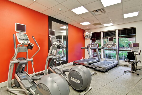 Fitness facility - Hilton Garden Inn Seattle Issaquah (Issaquah)