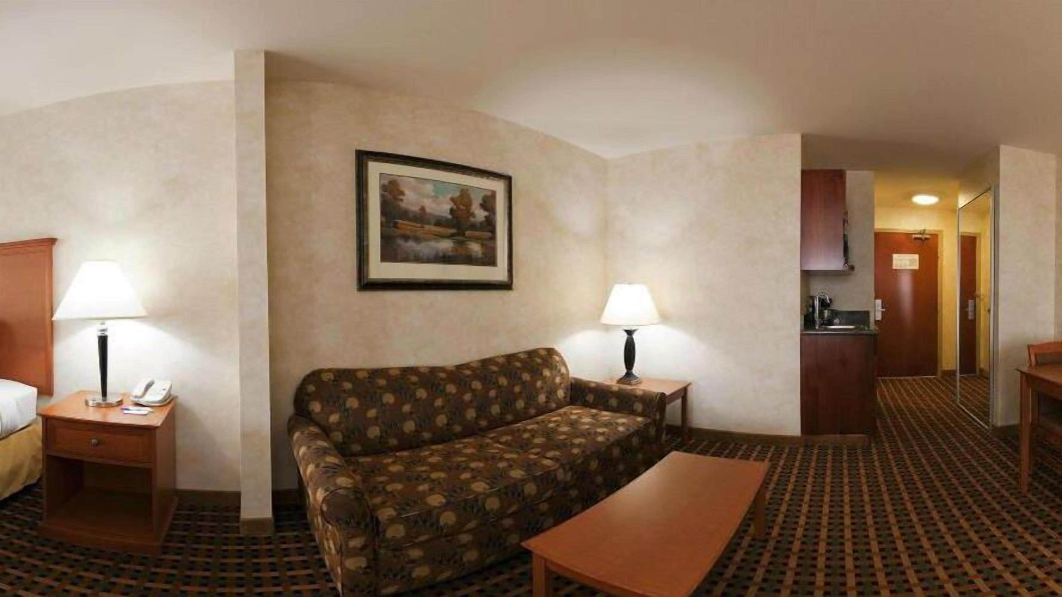 flat-screen tv, video game console, pay films