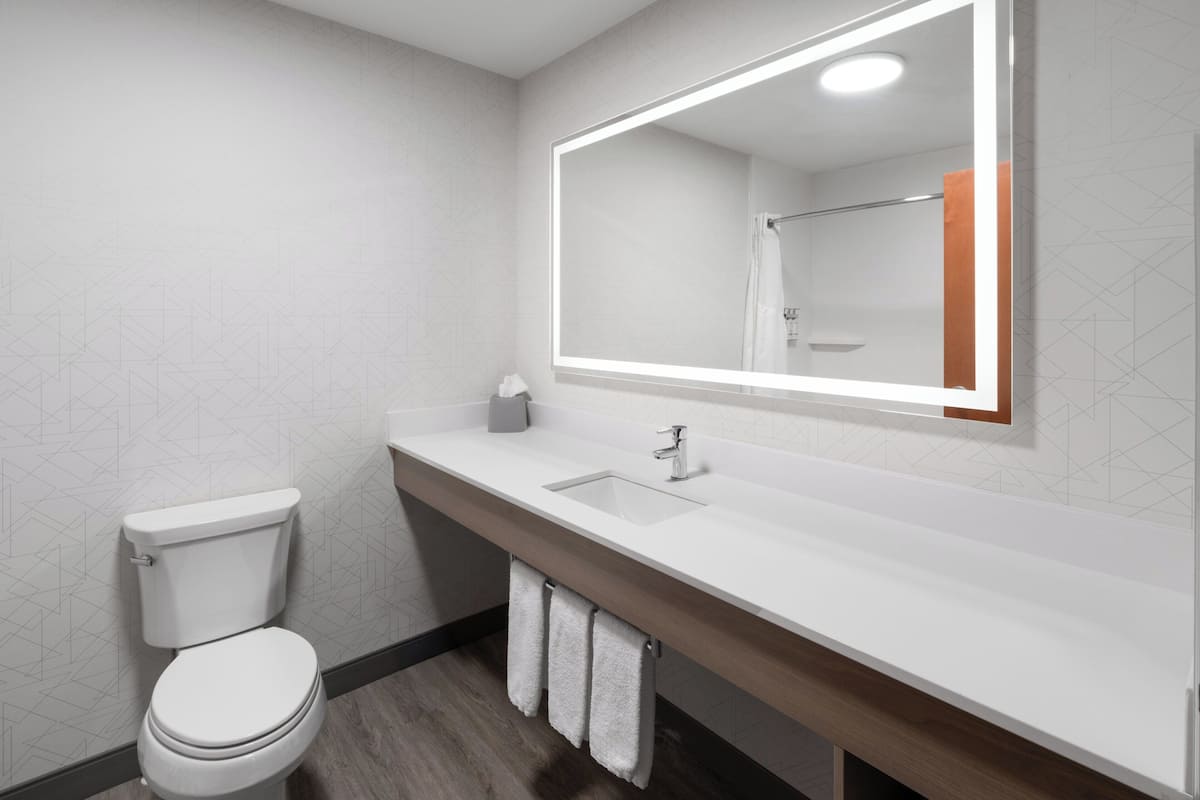 In-room safe, desk, laptop workspace, blackout drapes