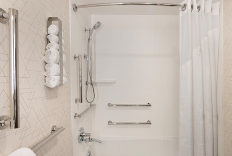 Holiday Inn Express New York City Chelsea, an IHG Hotel - Image 18