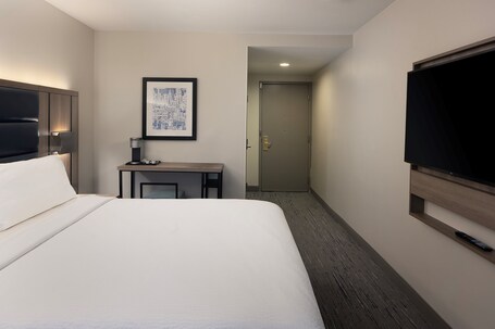 Holiday Inn Express New York City Chelsea, an IHG Hotel - Image 39