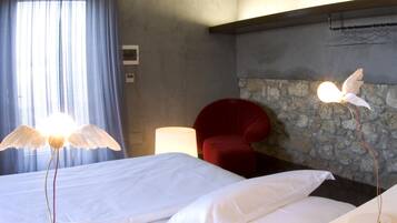 Chambre Double Deluxe | 1 chambre, minibar, bureau, lits bébé (gratuits)