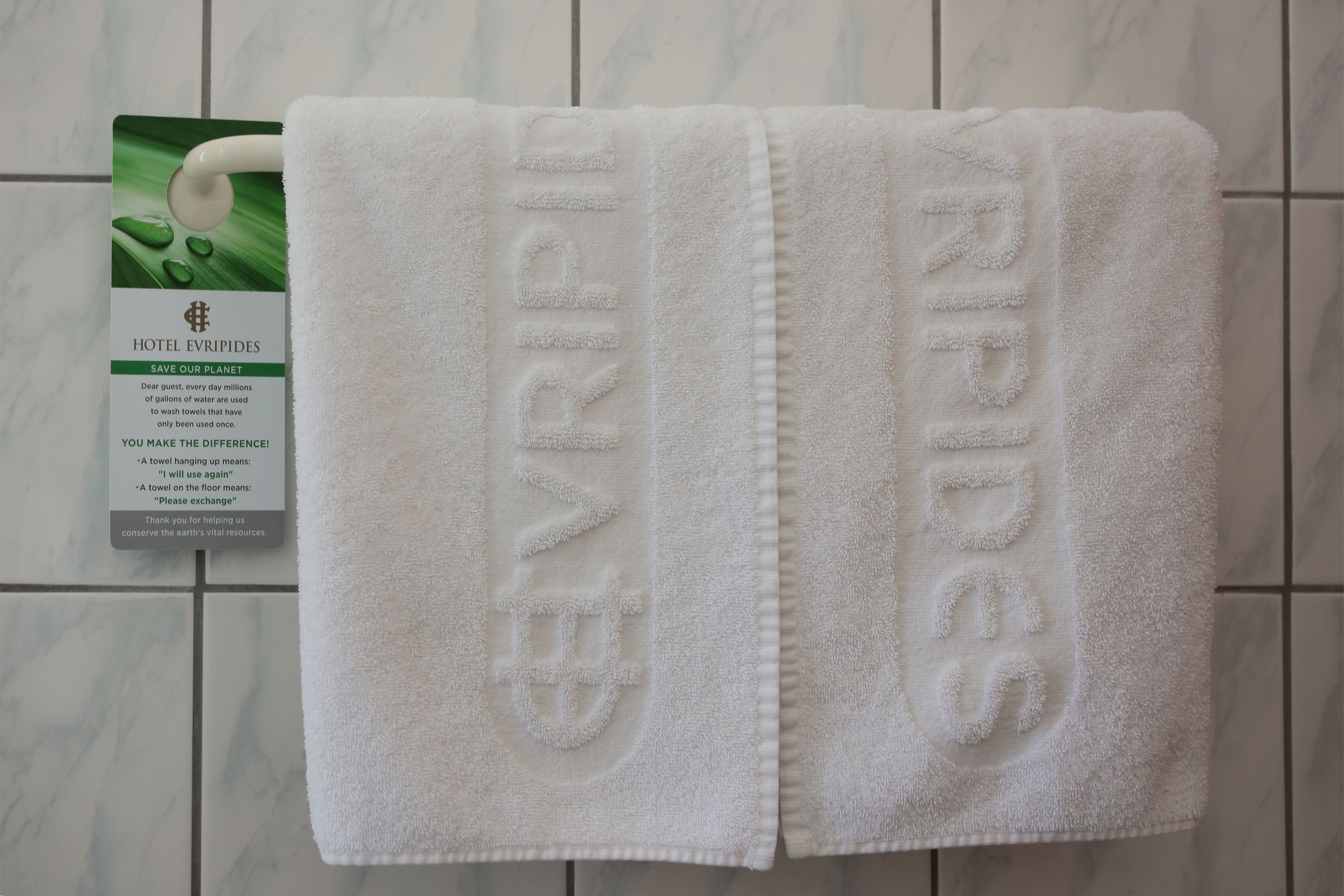 shower, rainfall showerhead, free toiletries, hair dryer