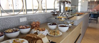 Evripides Hotel