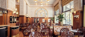 Art Deco Imperial Hotel