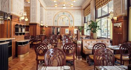 Art Deco Imperial Hotel