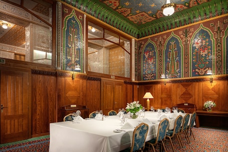 Toplantı salonu/imkânları