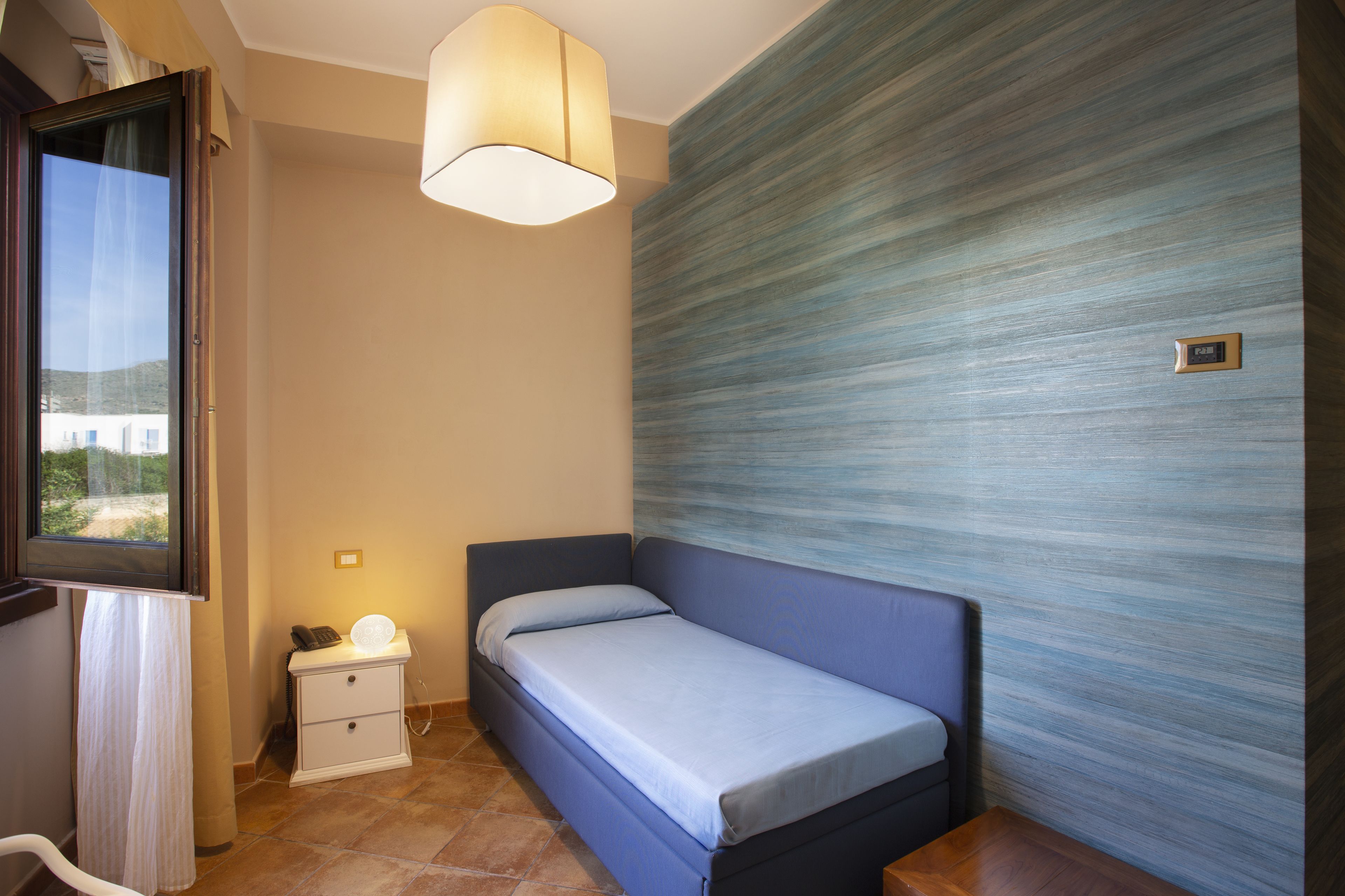 1 bedroom, minibar, desk, blackout curtains