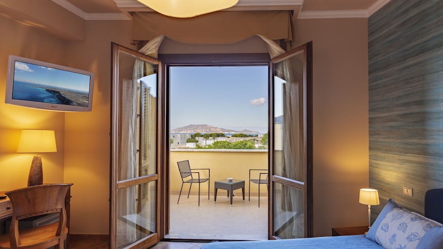 FAVIGNANA HOTEL Concept Holiday