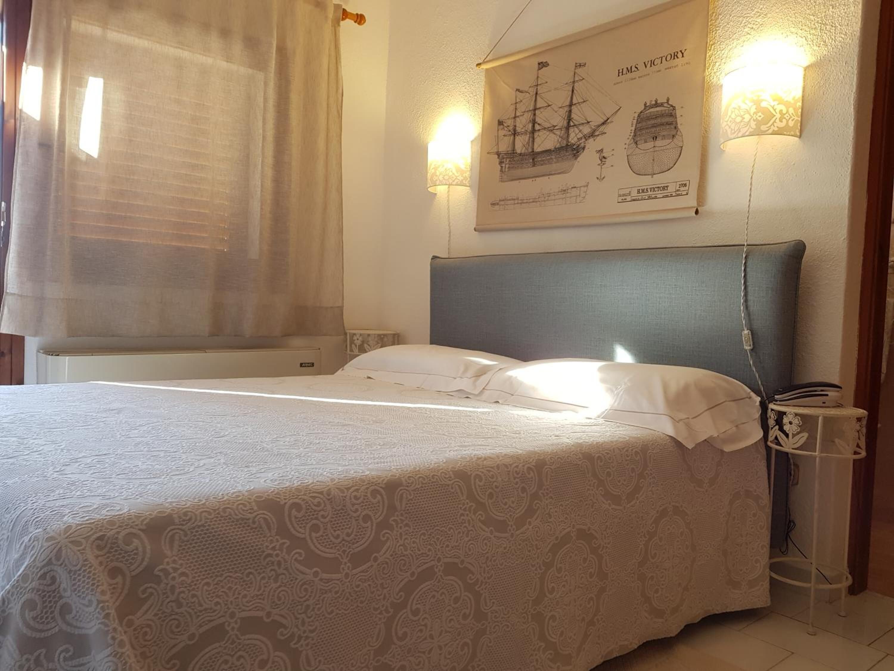 1 bedroom, premium bedding, minibar, in-room safe