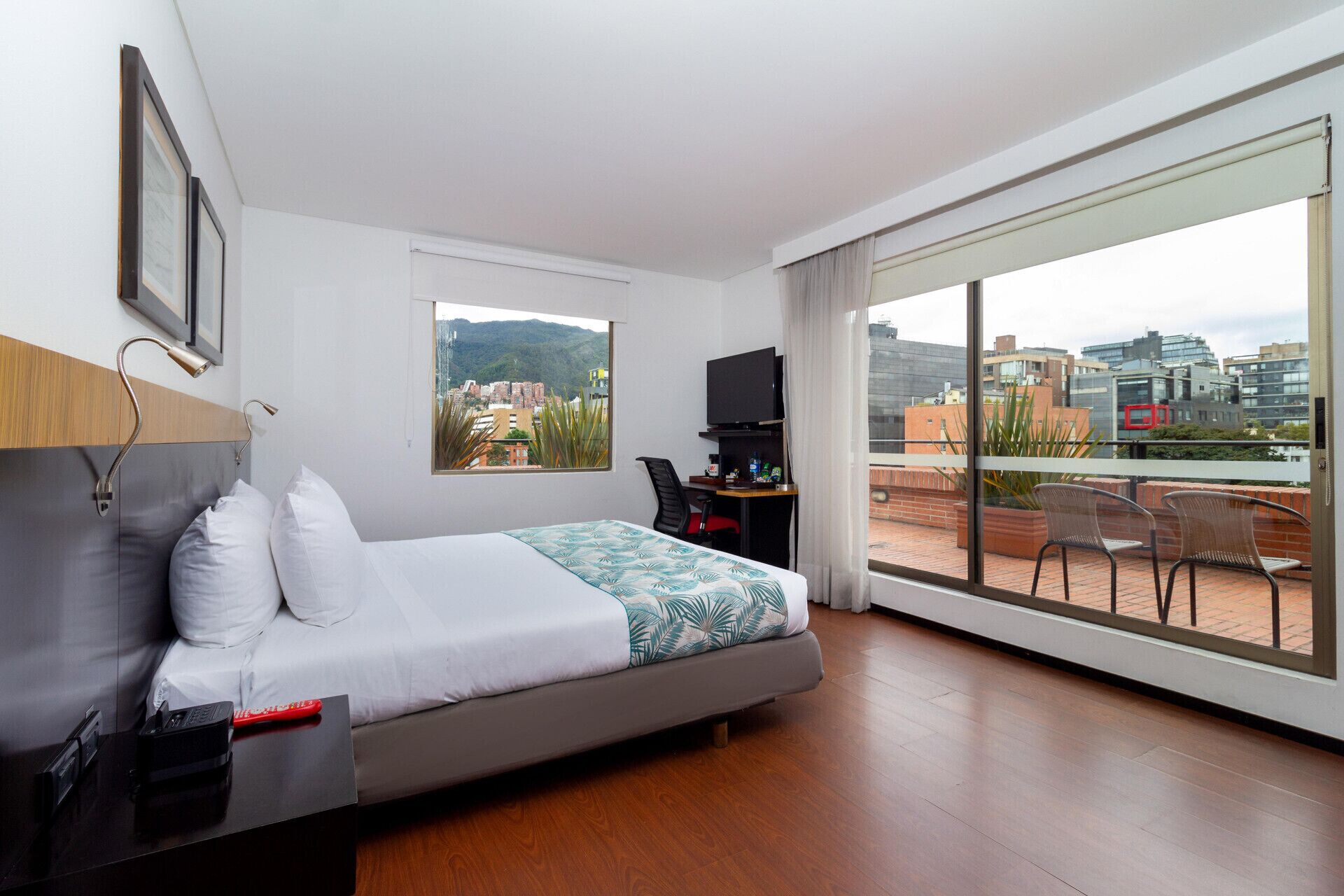 Premium bedding, down duvets, pillow-top beds, minibar