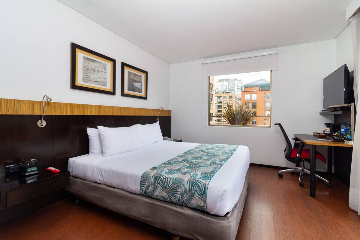 Premium bedding, down duvets, pillow-top beds, minibar