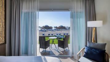 Room, 1 King Bed, Terrace, Oceanfront | 1 bedroom, down comforters, minibar, in-room safe