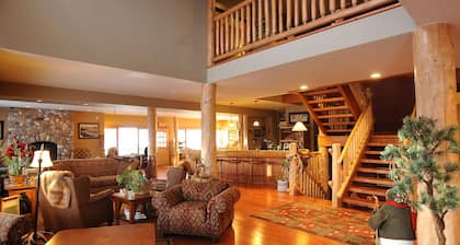 Vagabond Lodge at Kicking Horse Resort